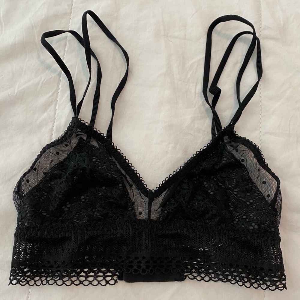 Victoria’s Secret Lace Bralette XS